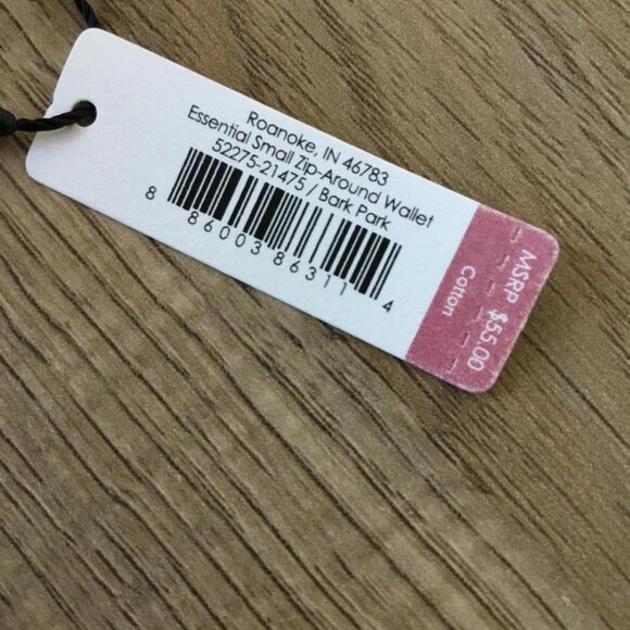 Vera Bradley Blue Quilted Cotton Small Zip Around Wallet in Dog Park Pattern - Picture 3 of 4